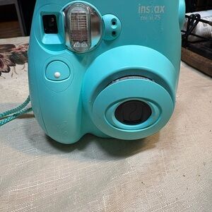 Instax Mini 7s green